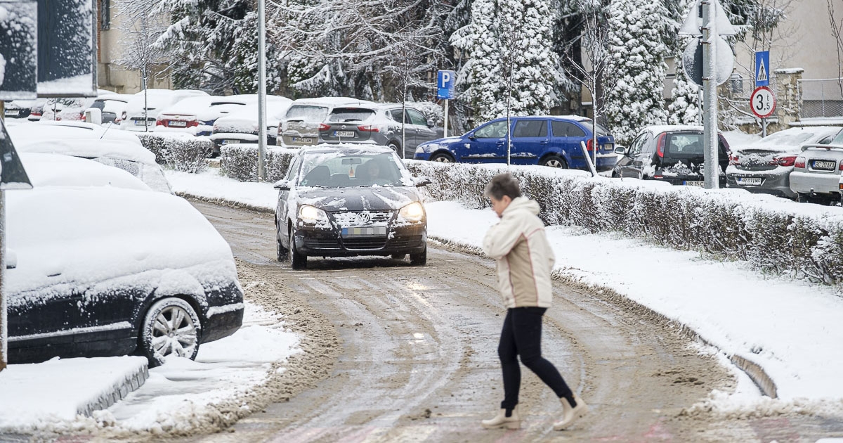 Meghosszabbították szerdáig a havazásra figyelmeztető riasztást, szombatig nagyon hideg lesz